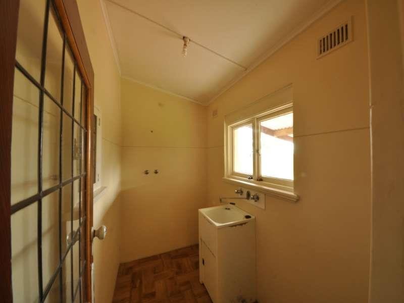 18 Bristol Ave, Enfield SA 5085