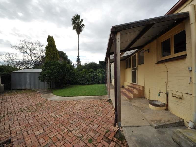 18 Bristol Ave, Enfield SA 5085