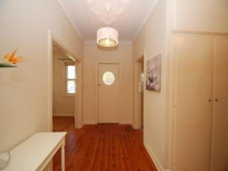 2 Camroc Ave, Prospect SA 5082