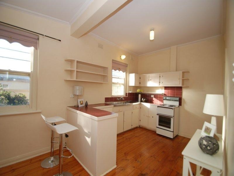 2 Camroc Ave, Prospect SA 5082