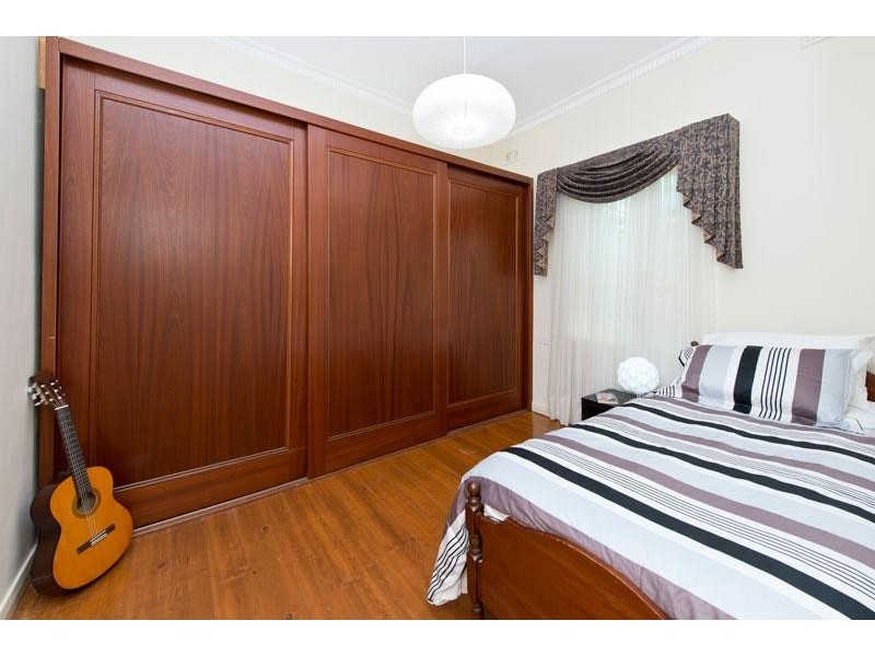 10 North St, Hectorville SA 5073