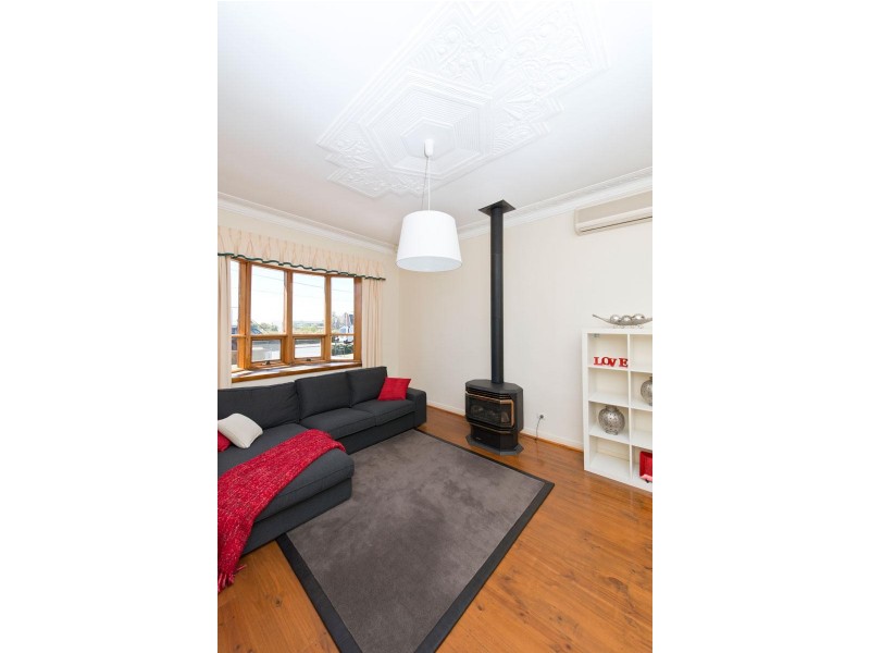 10 North St, Hectorville SA 5073