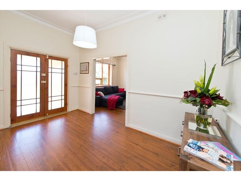 10 North St, Hectorville SA 5073