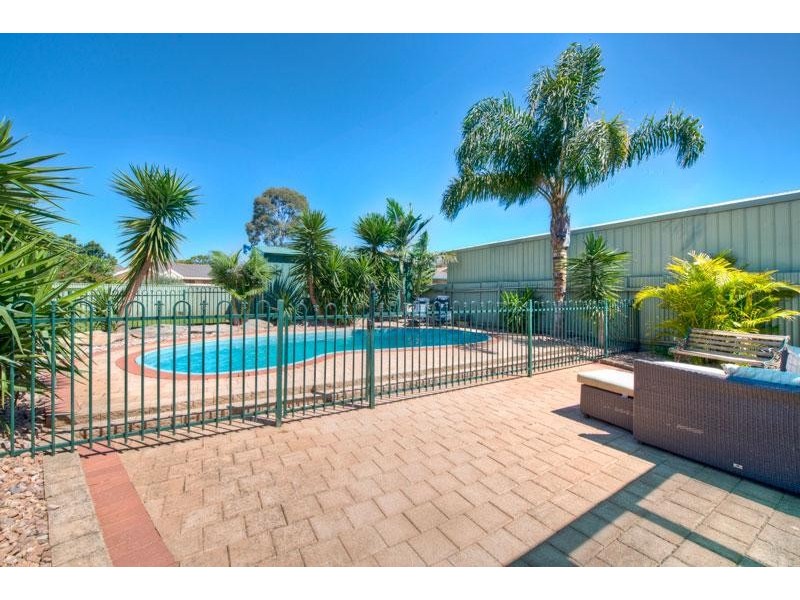 10 North St, Hectorville SA 5073