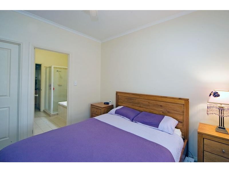 141 Shoalhaven Cct, Mawson Lakes SA 5095