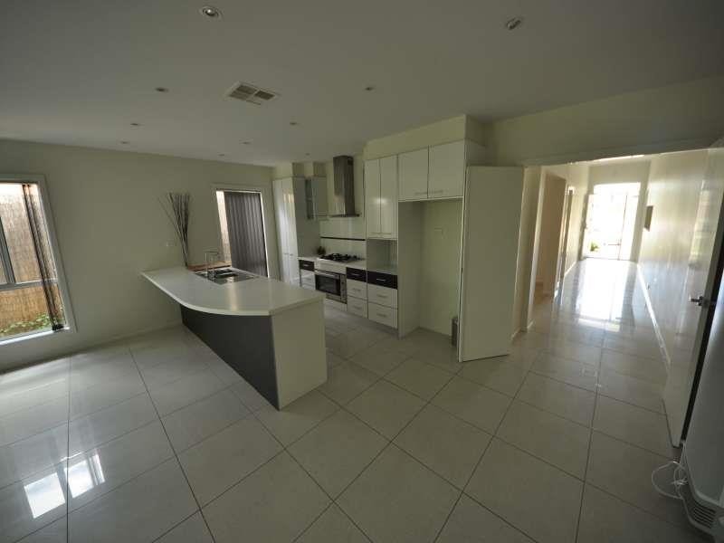 33 Miranda Ave, Kilburn SA 5084