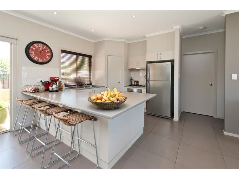 18a Melrose Ave, Clearview SA 5085