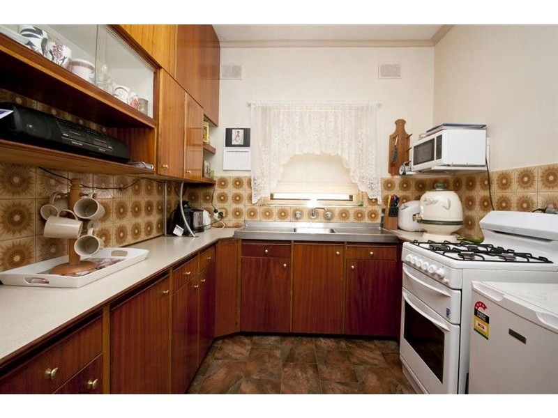 10 Francis Ave, Broadview SA 5083