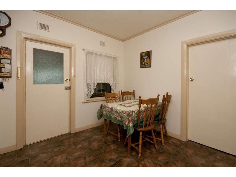 10 Francis Ave, Broadview SA 5083