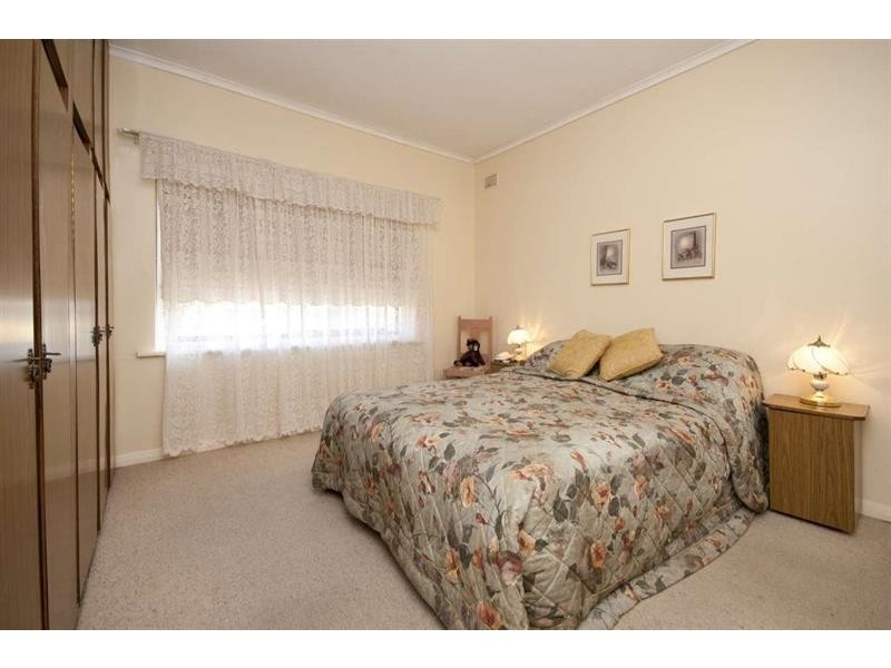 10 Francis Ave, Broadview SA 5083