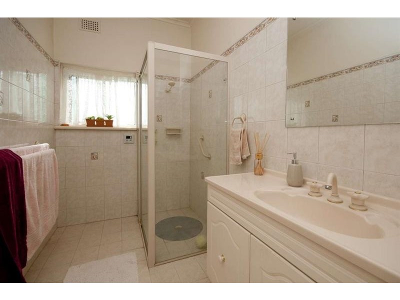 10 Francis Ave, Broadview SA 5083