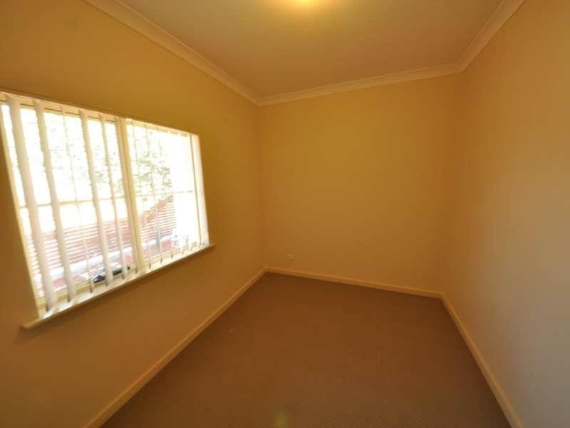 2a Thompson Ave, Northfield SA 5085