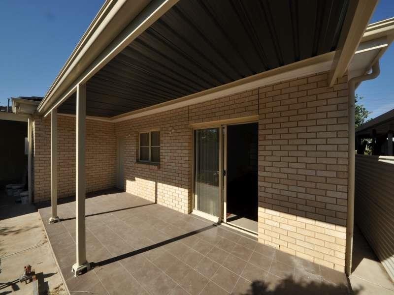 2a Thompson Ave, Northfield SA 5085