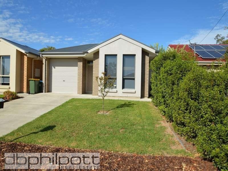 32A East Avenue, Northfield SA 5085