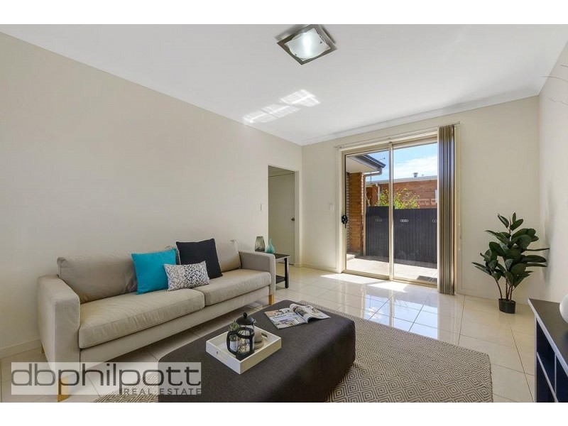 32A East Avenue, Northfield SA 5085