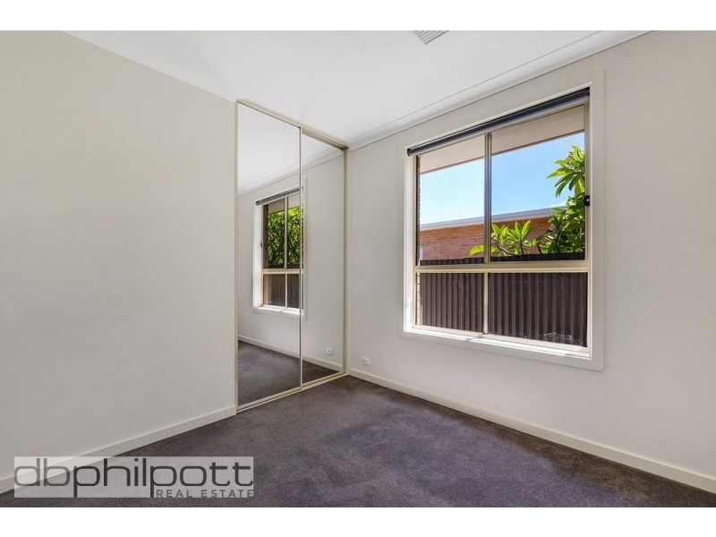 32A East Avenue, Northfield SA 5085