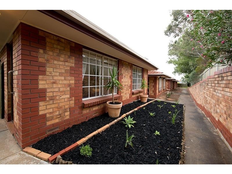 8/20 Whinnen St, St Agnes SA 5097