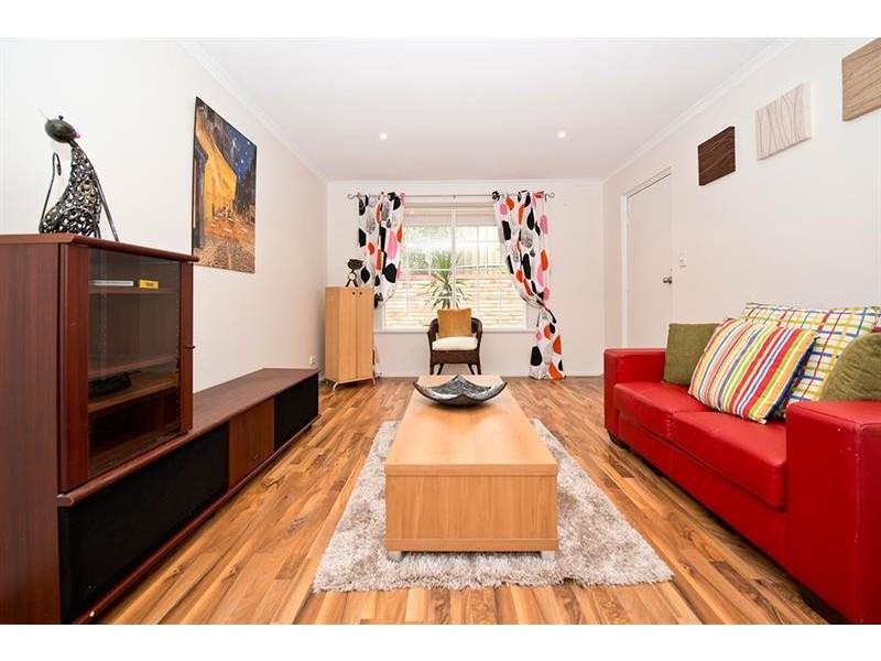 8/20 Whinnen St, St Agnes SA 5097