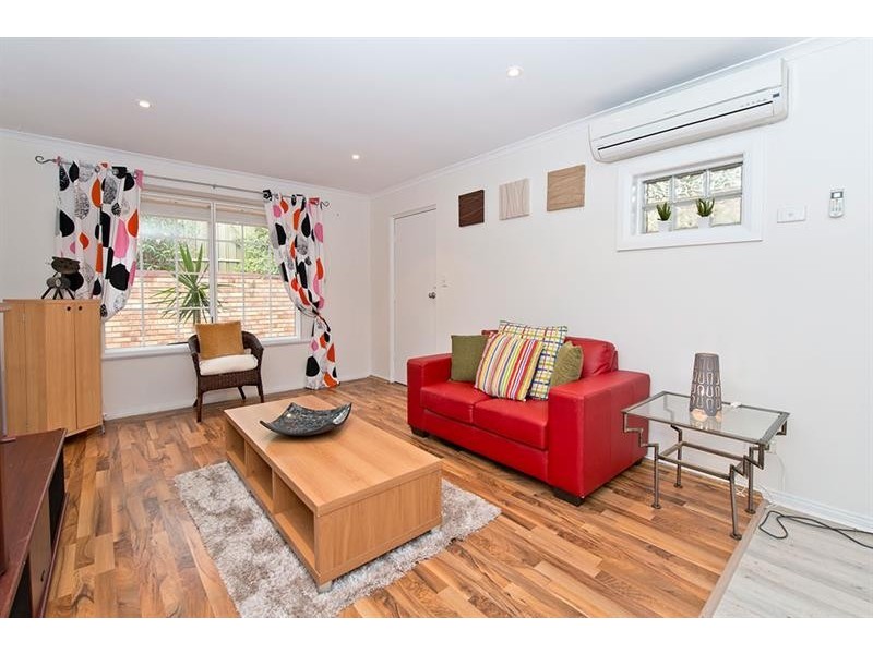 8/20 Whinnen St, St Agnes SA 5097