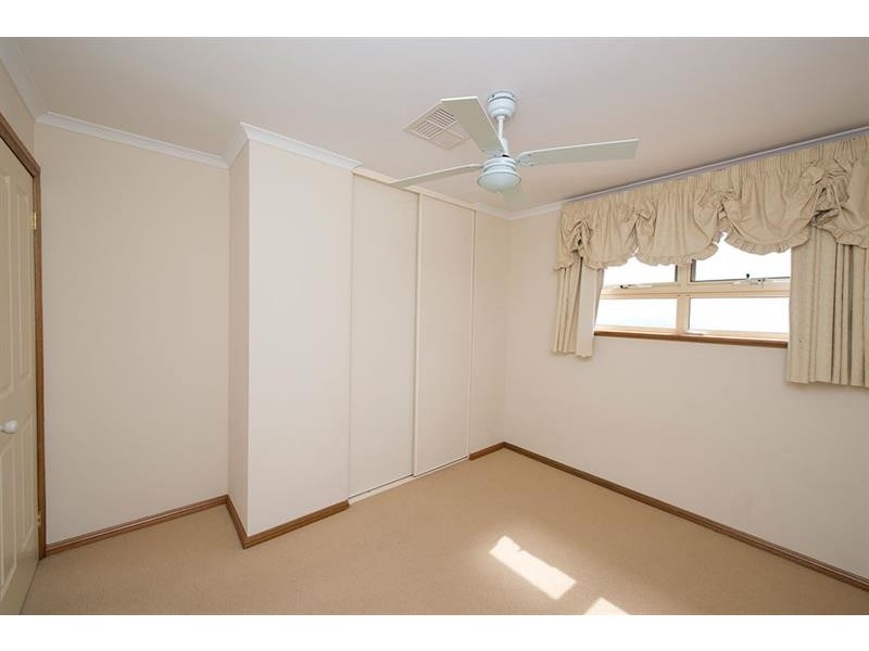 3 Grenada Ct, Mawson Lakes SA 5095