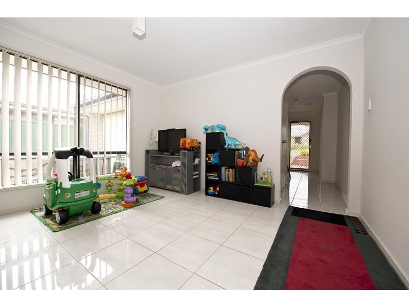 13 Gino Dr, Blakeview SA 5114