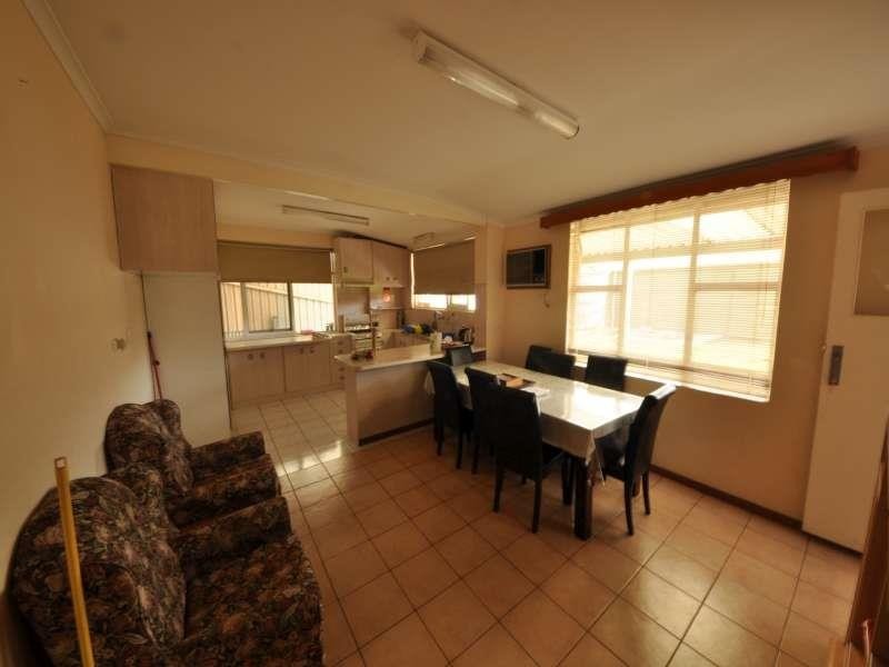 23 Chrysler Rd, Croydon Park SA 5008