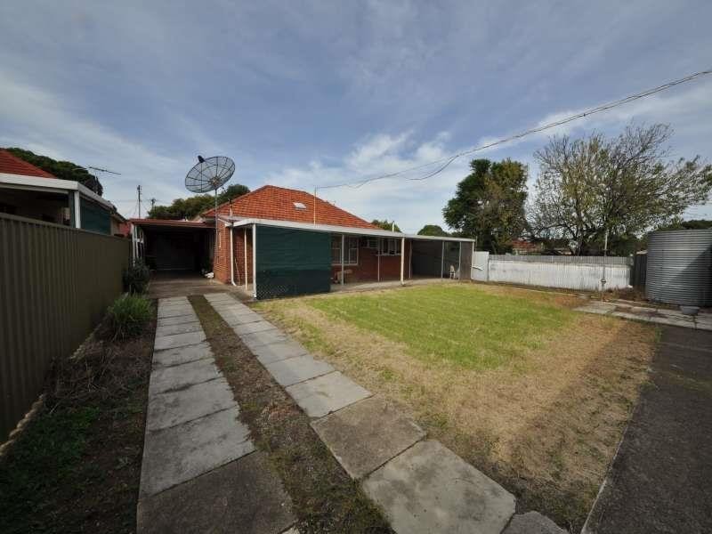 23 Chrysler Rd, Croydon Park SA 5008