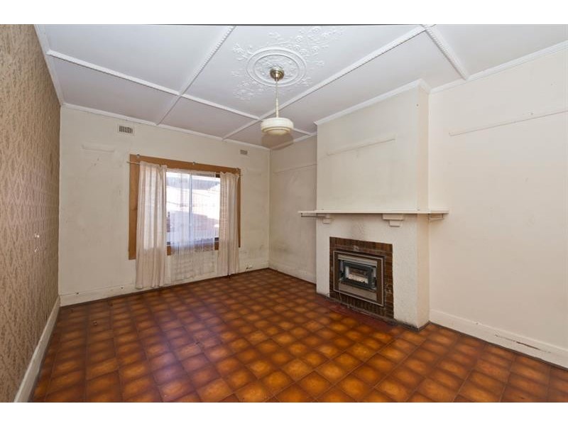 28 Charles St, Prospect SA 5082