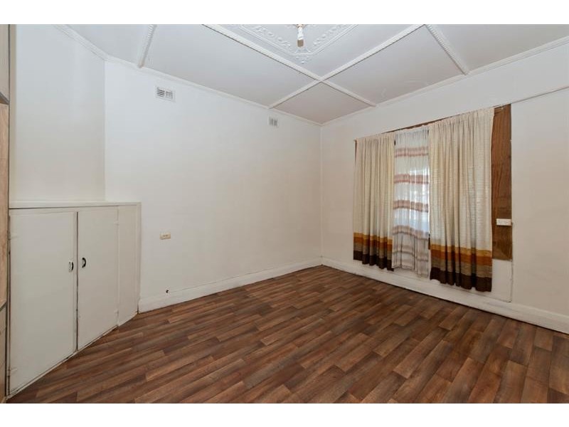 28 Charles St, Prospect SA 5082