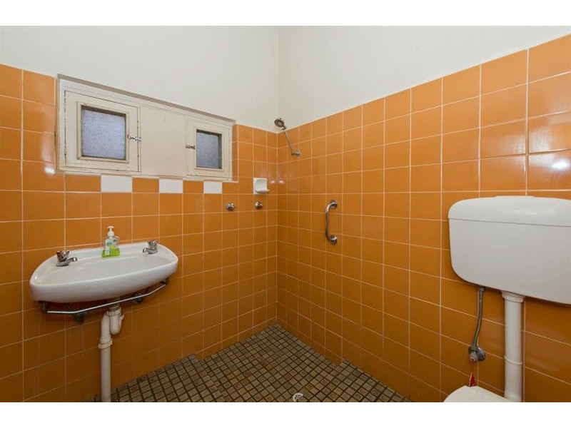 28 Charles St, Prospect SA 5082