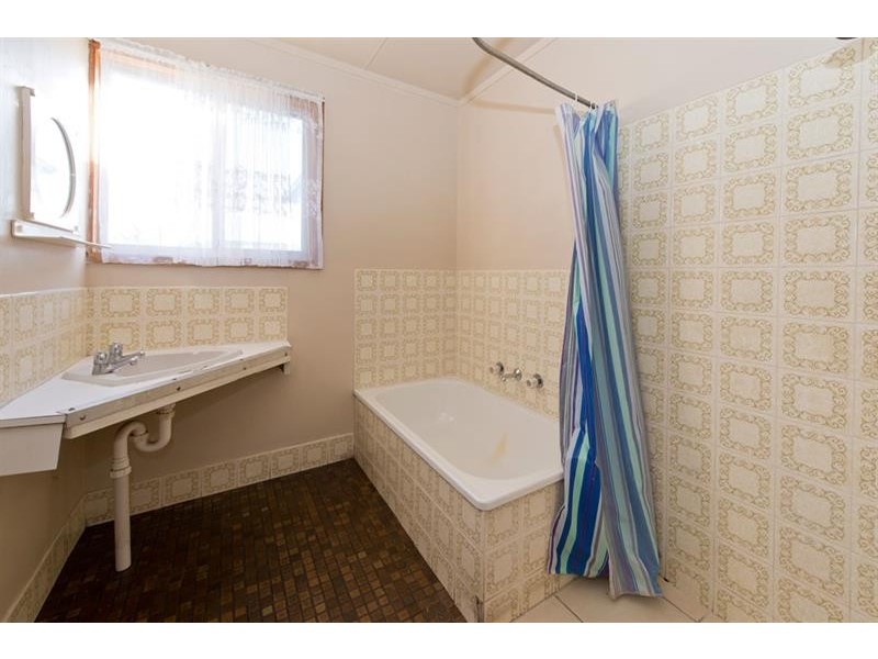 28 Charles St, Prospect SA 5082