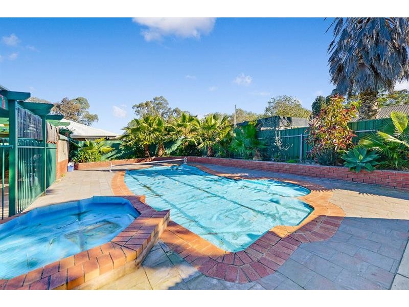 6 Wandora Cres, Salisbury Park SA 5109