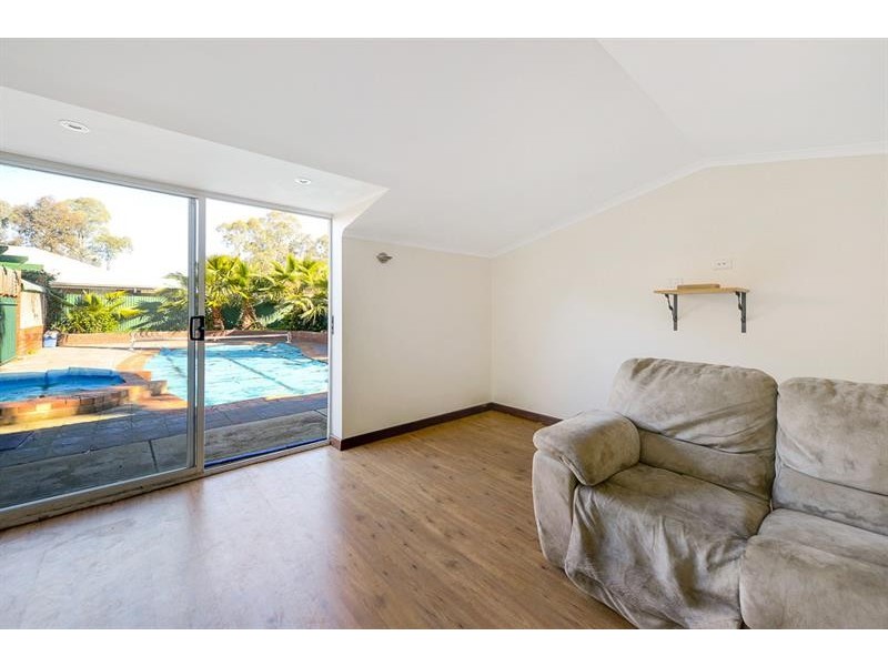 6 Wandora Cres, Salisbury Park SA 5109