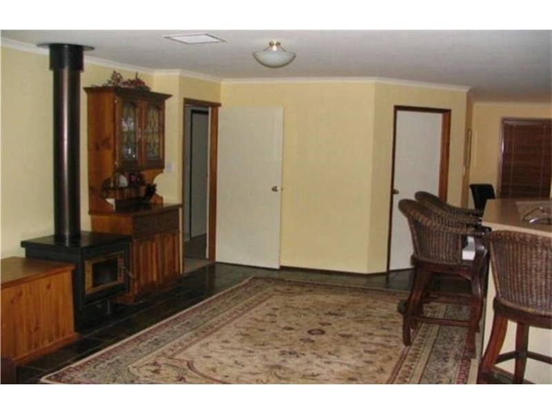 5 Lyn Ct, Wynn Vale SA 5127