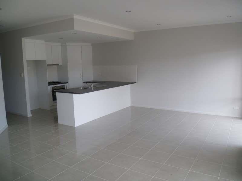 24 Florence Ave, Blair Athol SA 5084