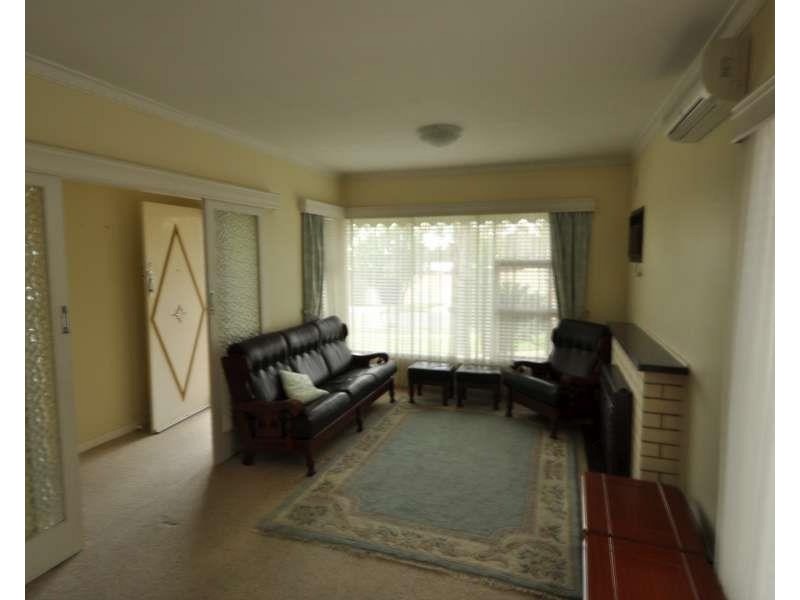 43 Frances Avenue, Para Hills SA 5096