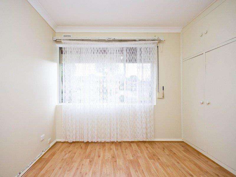 11 Padbury Rd, Gilles Plains SA 5086