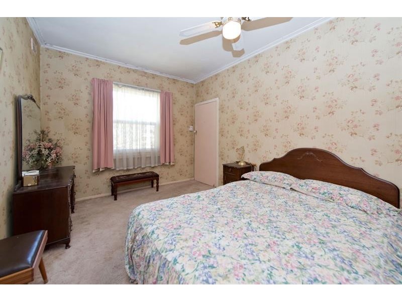 8 Lindley Rd, Greenacres SA 5086