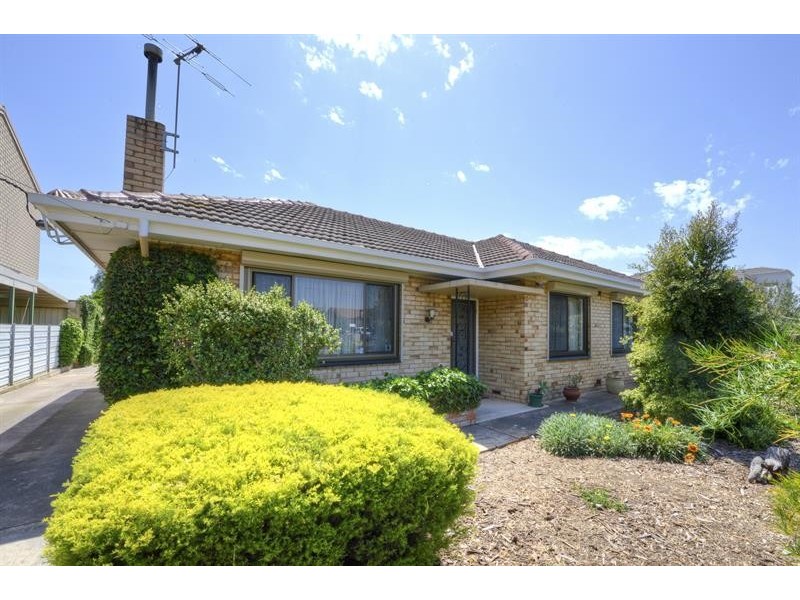 98 Collins St, Clearview SA 5085