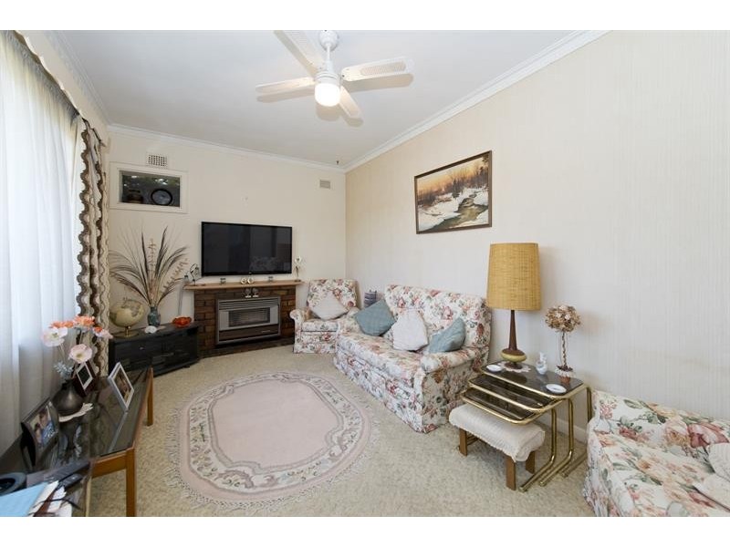 98 Collins St, Clearview SA 5085