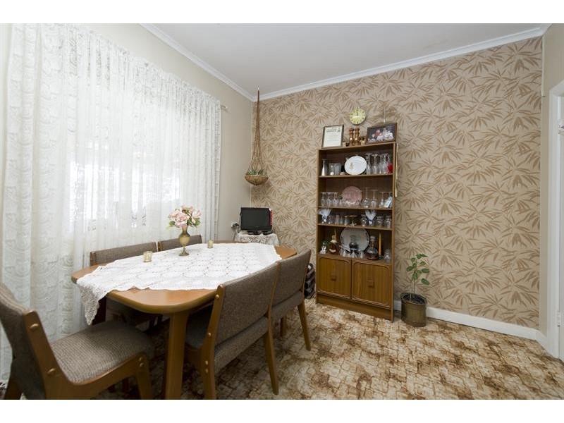 98 Collins St, Clearview SA 5085