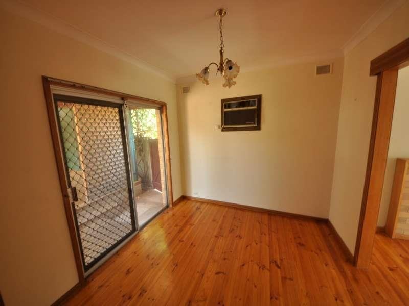 1 Rex Ave, Gilles Plains SA 5086