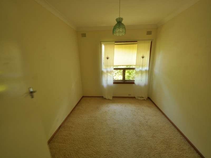 1 Rex Ave, Gilles Plains SA 5086