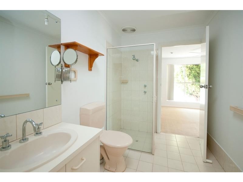 20 Weir St, Largs Bay SA 5016