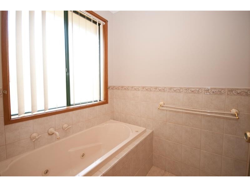 39 Parawae Rd, Salisbury Plain SA 5109