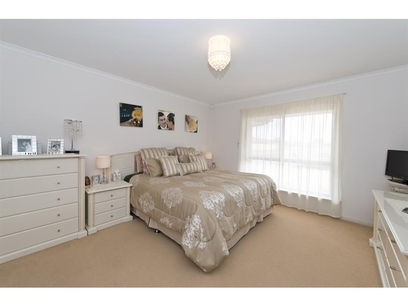 42 Peerless Rd, Munno Para West SA 5115