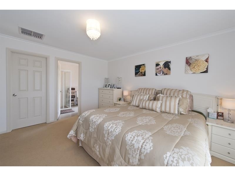 42 Peerless Rd, Munno Para West SA 5115