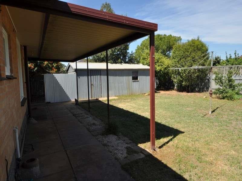 4 Dorset St, Brahma Lodge SA 5109