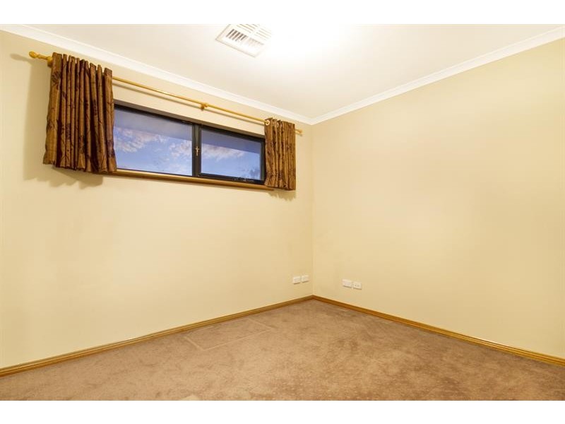 9 Harvey  Cct, Mawson Lakes SA 5095