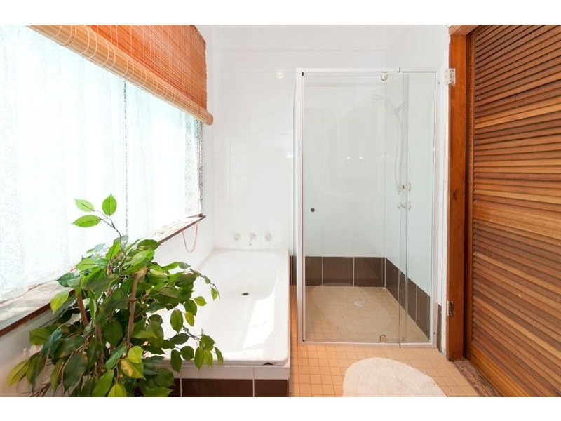 2 Chaplin Ave, Hillcrest SA 5086